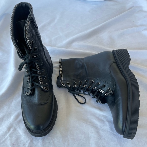 Vince Camuto Lace Up Leather Boots with Chain Details | Black - Picture 3 of 9